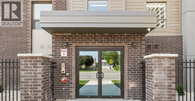 401-955 Ouellette Avenue, Windsor, ON, N9A 4J5 - 19