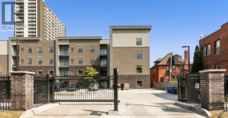 401-955 Ouellette Avenue, Windsor, ON, N9A 4J5 - 18