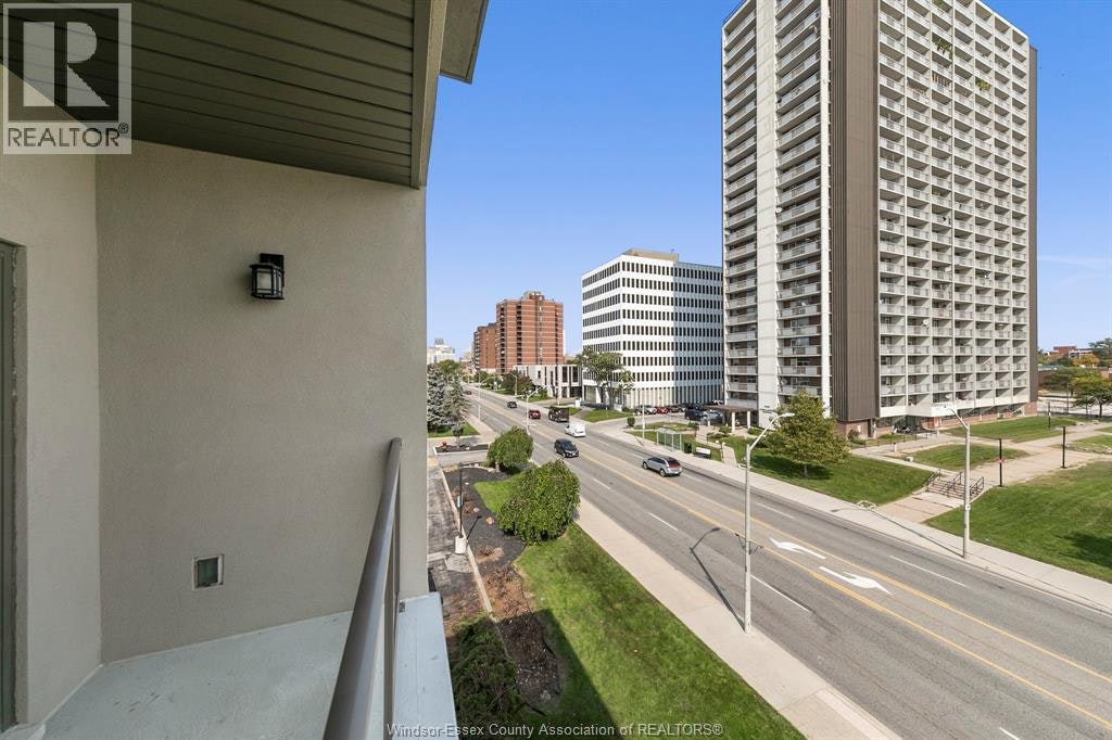 401-955 Ouellette Avenue, Windsor, ON, N9A 4J5 - 15