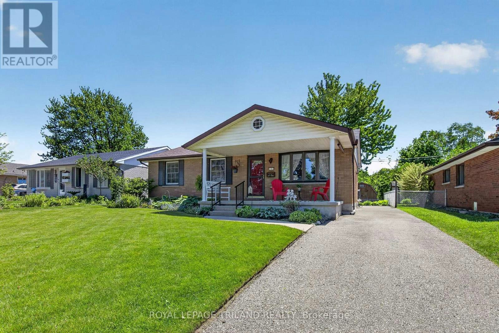 7 Thompson Avenue, St. Thomas, ON, N5R 1G1