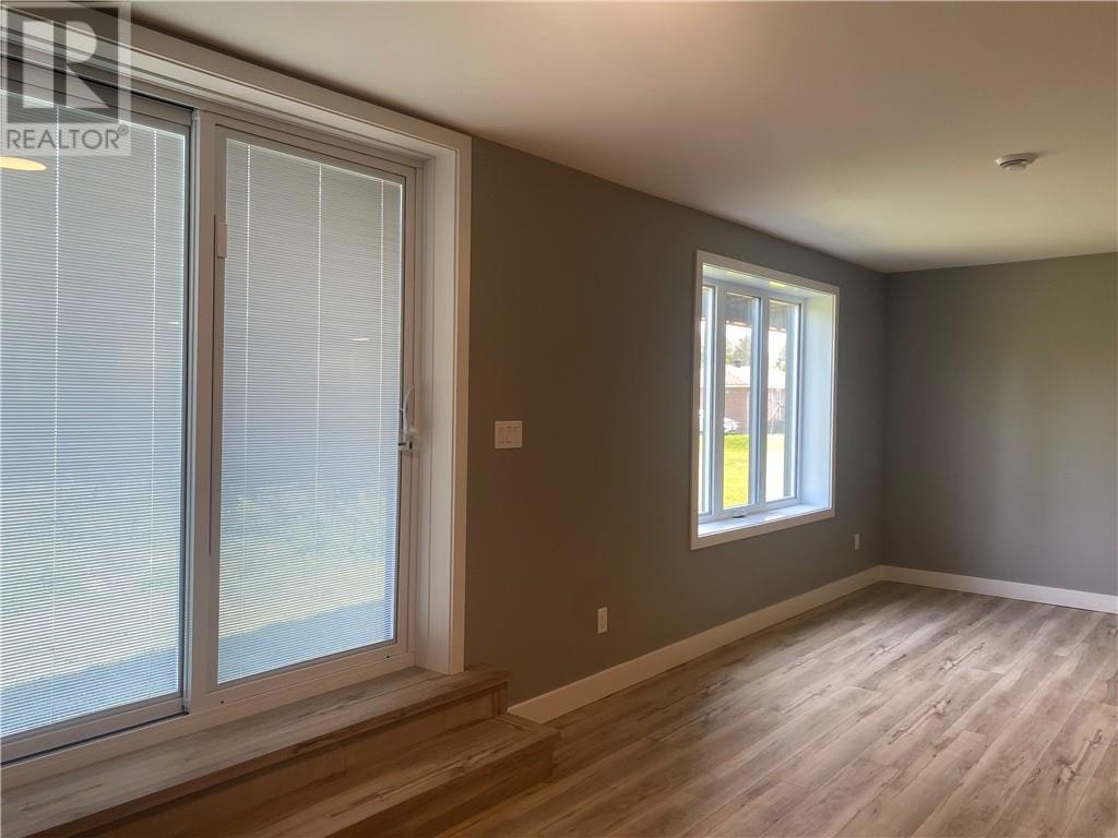 Lower-144 Meadowbrook Road, Greater Sudbury, ON, P0M 1B0 - 11
