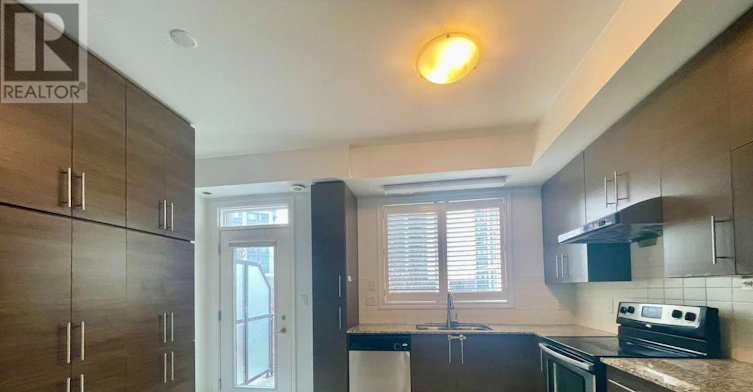 241 Park Road SOUTH, Markham, ON, L3T 0B6 - 8