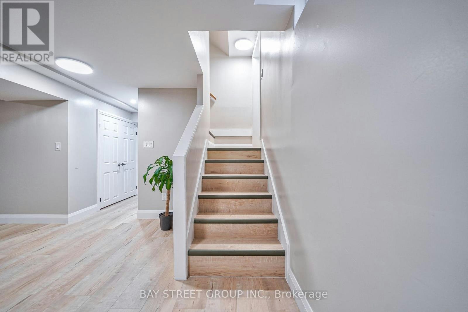 ROOM A-169 Killian Road, Vaughan, ON, L6A 1A8 - 6