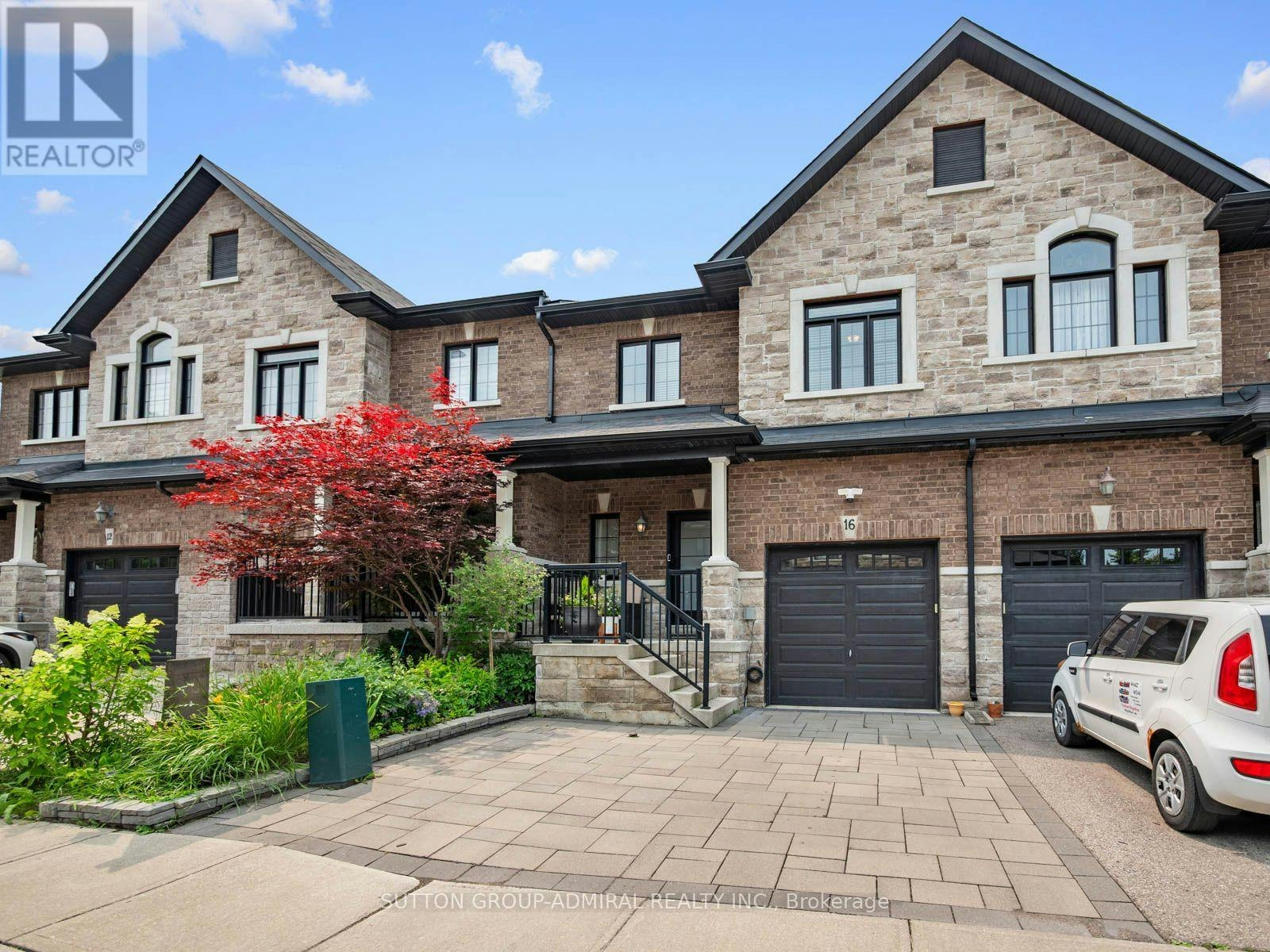 16 Charmuse Lane, East Gwillimbury, ON, L9N 0N7