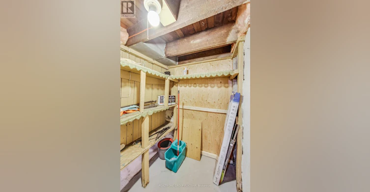 16 Huntley Street, Hamilton, ON, L8L 5X7 - 31
