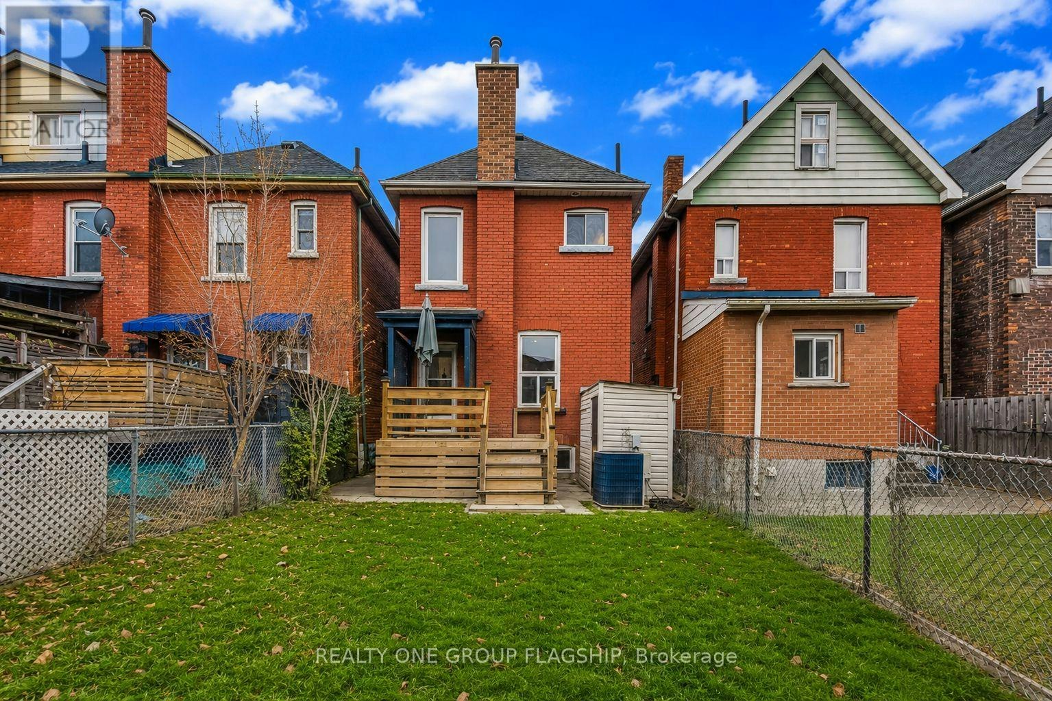 16 Huntley Street, Hamilton, ON, L8L 5X7 - 39
