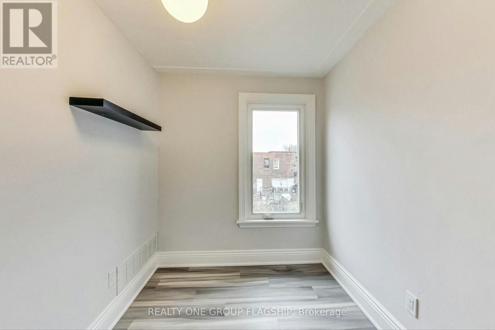 16 Huntley Street, Hamilton, ON, L8L 5X7 - 24