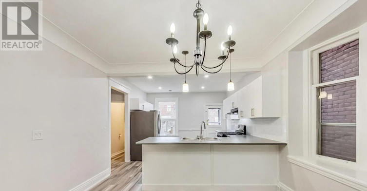 16 Huntley Street, Hamilton, ON, L8L 5X7 - 11