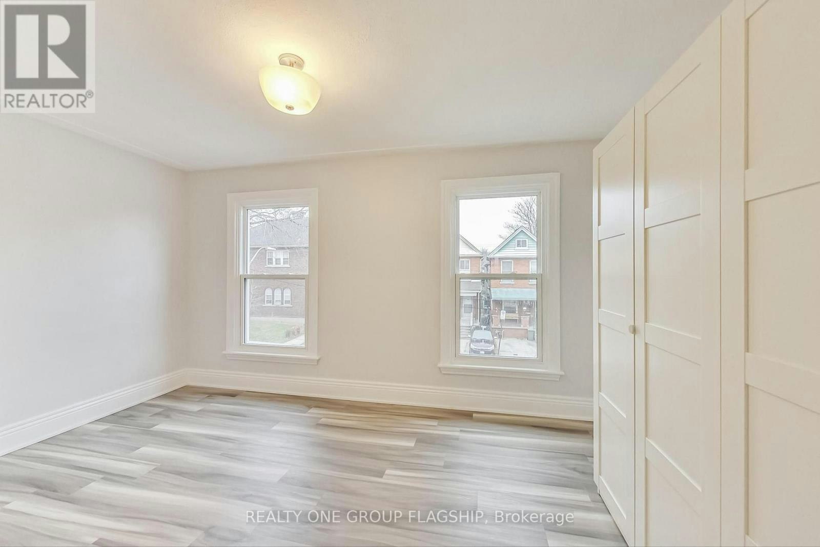 16 Huntley Street, Hamilton, ON, L8L 5X7 - 18