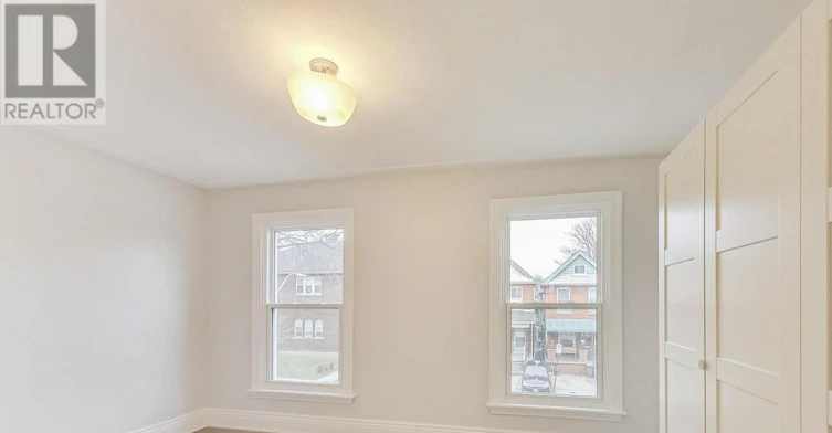 16 Huntley Street, Hamilton, ON, L8L 5X7 - 18