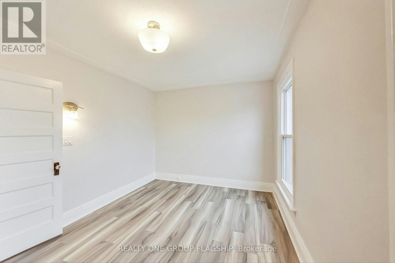 16 Huntley Street, Hamilton, ON, L8L 5X7 - 19