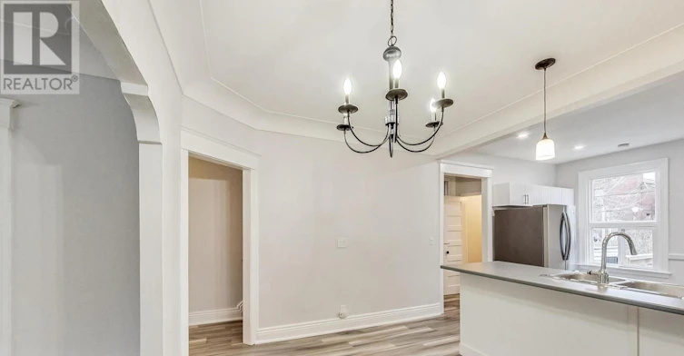 16 Huntley Street, Hamilton, ON, L8L 5X7 - 12
