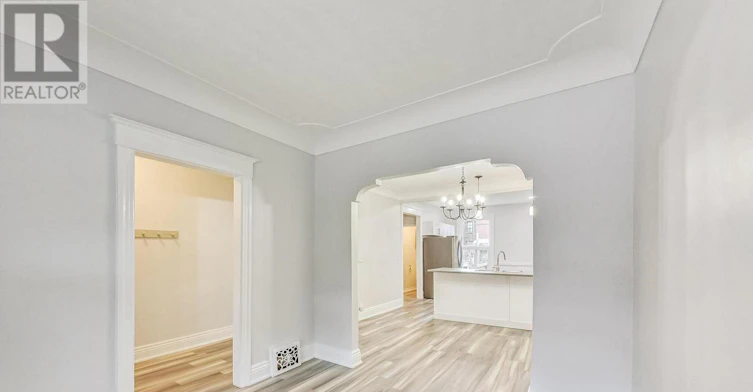 16 Huntley Street, Hamilton, ON, L8L 5X7 - 9