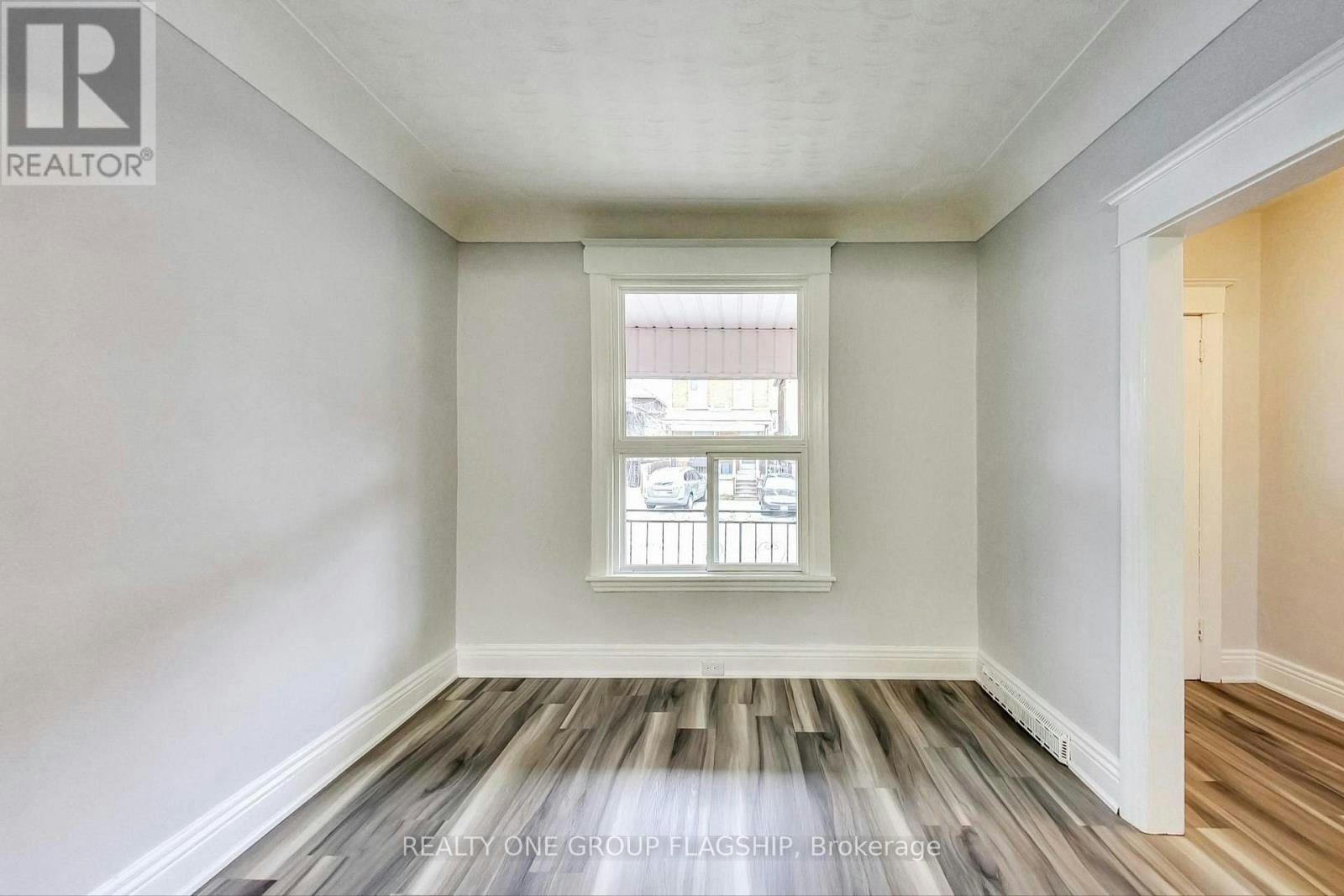 16 Huntley Street, Hamilton, ON, L8L 5X7 - 10