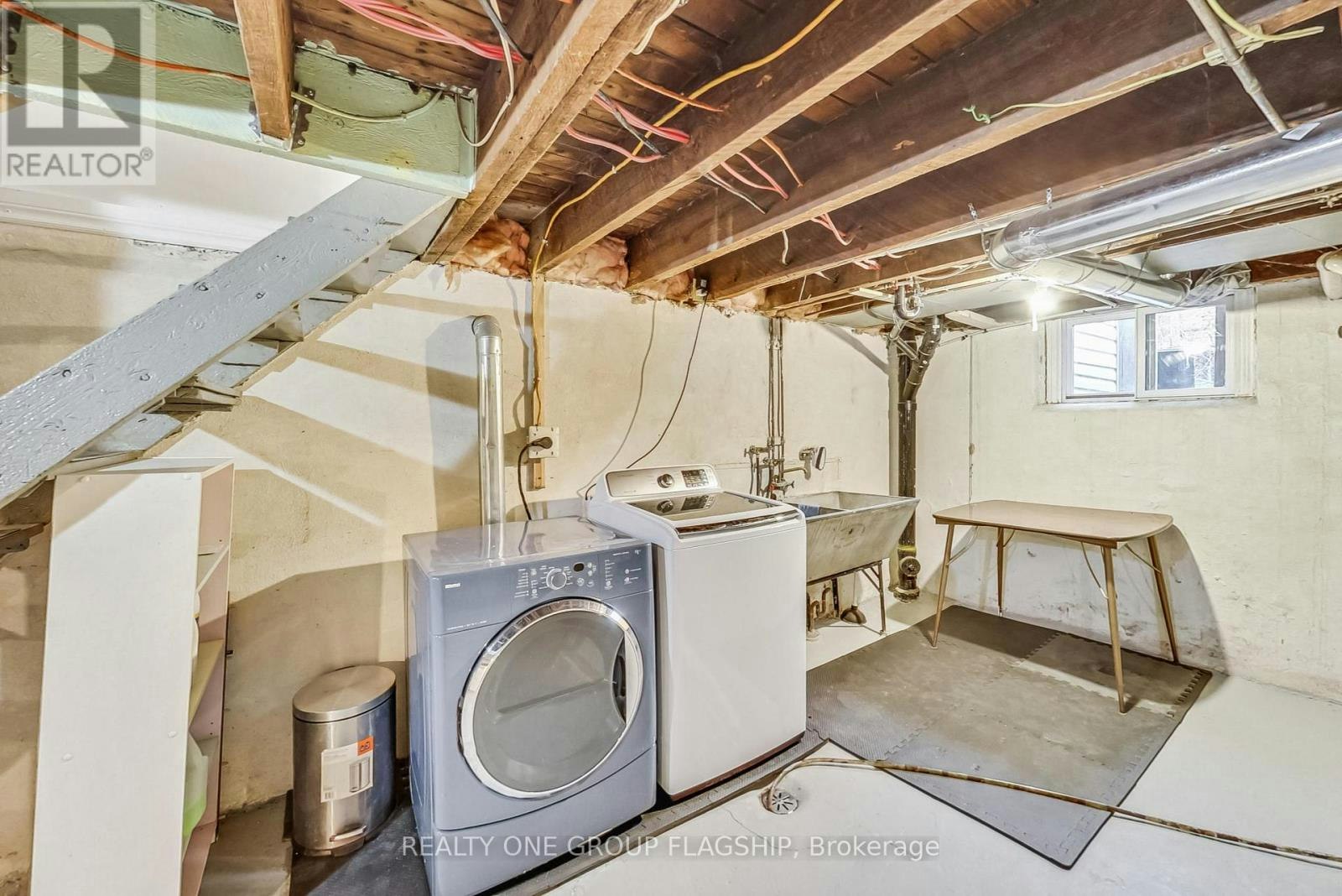 16 Huntley Street, Hamilton, ON, L8L 5X7 - 32