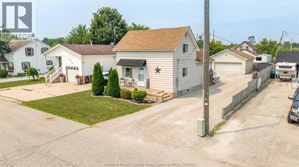 518 Arquette Avenue, Essex, ON, N0R 1J0