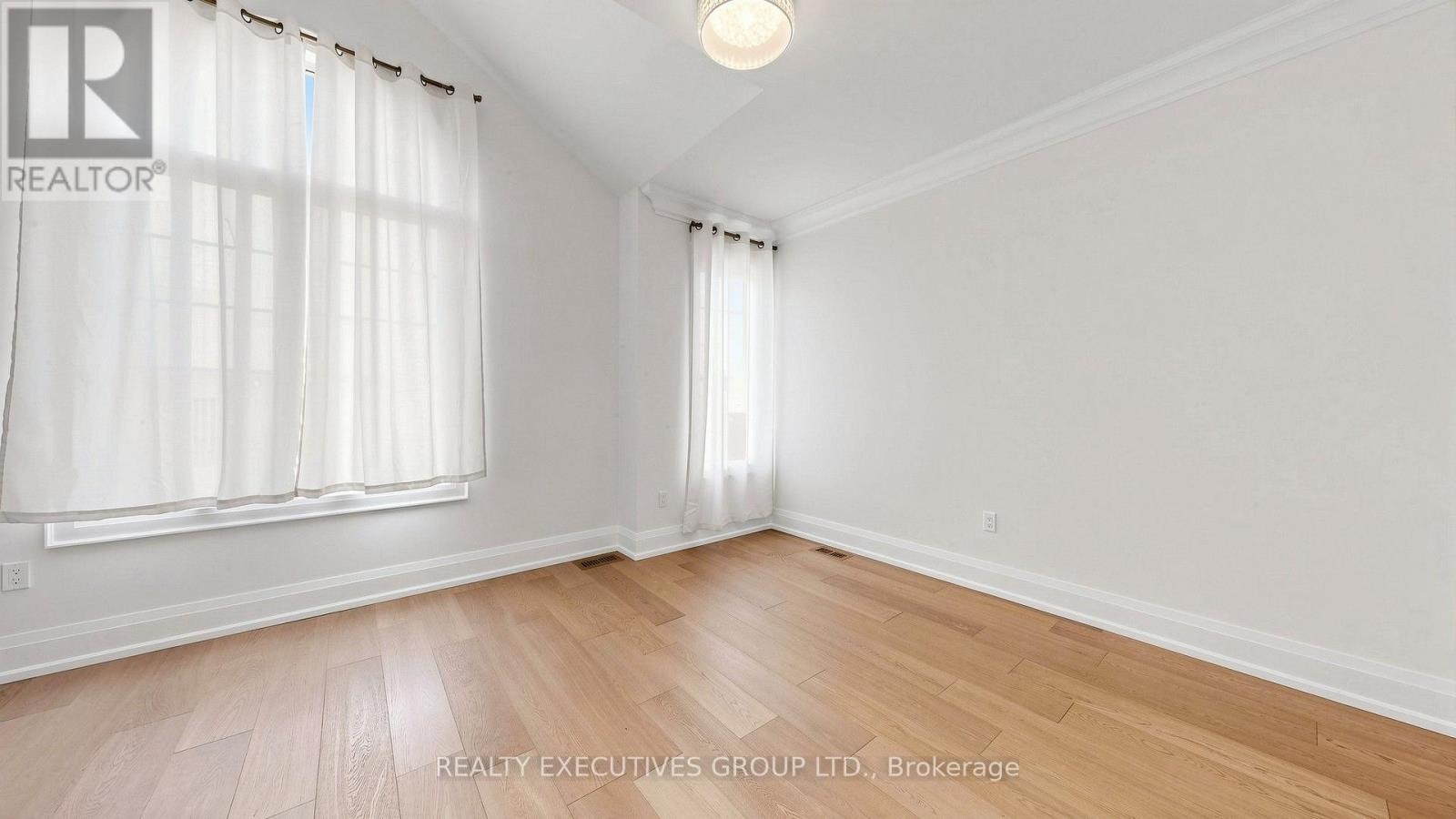 8 Limelight Street, Richmond Hill, ON, L3E 0P9 - 32