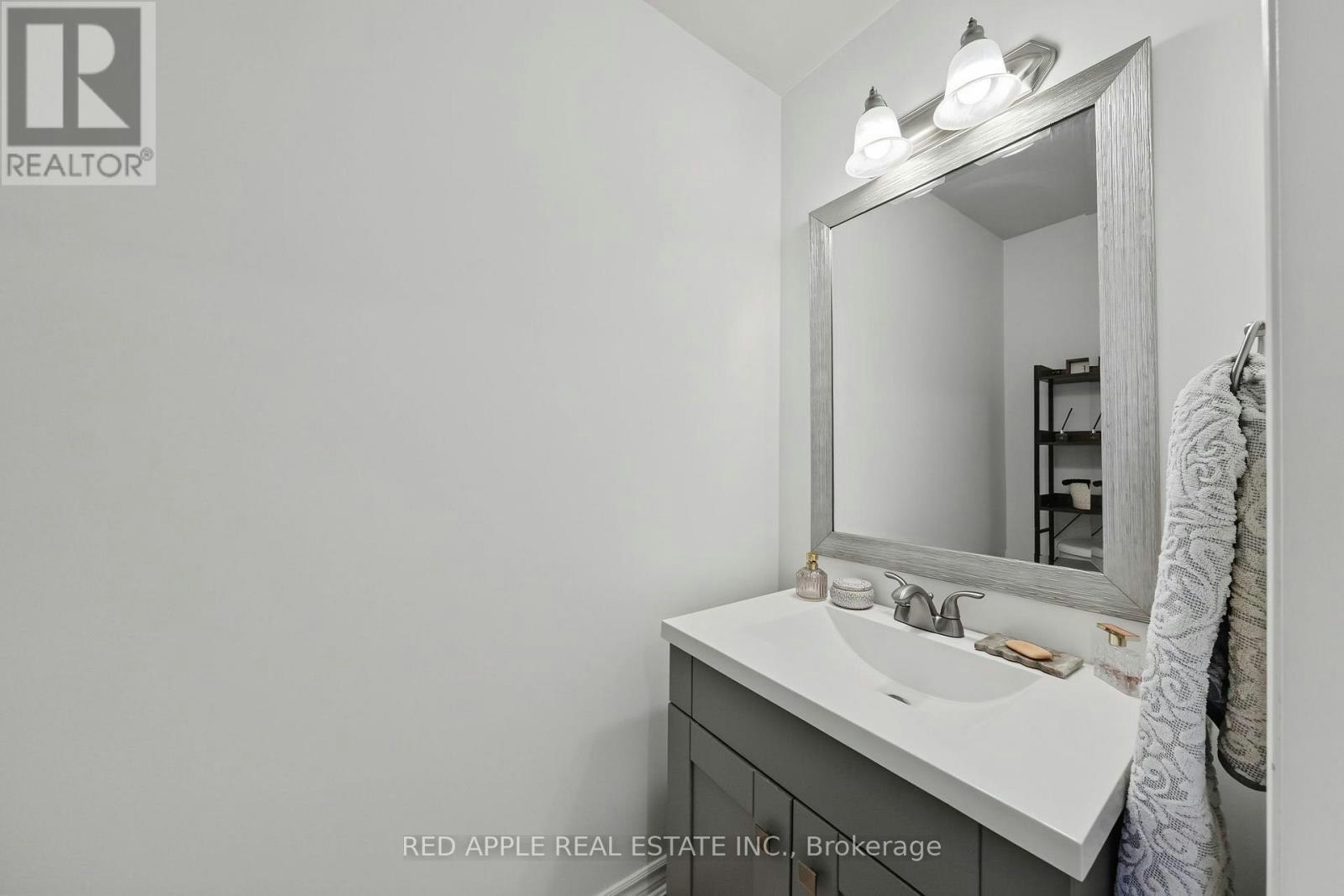 17 Booth Street, Bradford West Gwillimbury, ON, L3Z 0A4 - 6