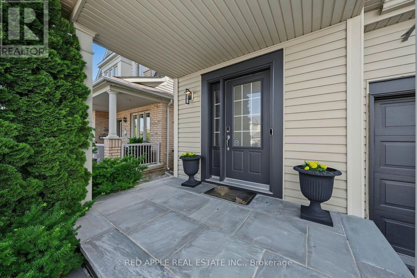 17 Booth Street, Bradford West Gwillimbury, ON, L3Z 0A4 - 4