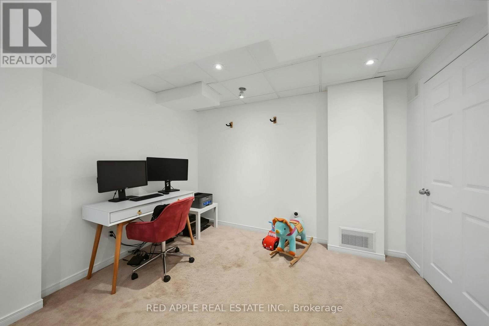 17 Booth Street, Bradford West Gwillimbury, ON, L3Z 0A4 - 32