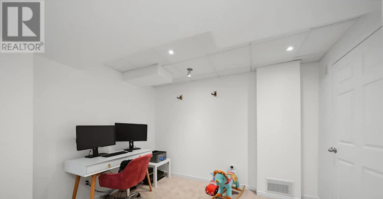 17 Booth Street, Bradford West Gwillimbury, ON, L3Z 0A4 - 32