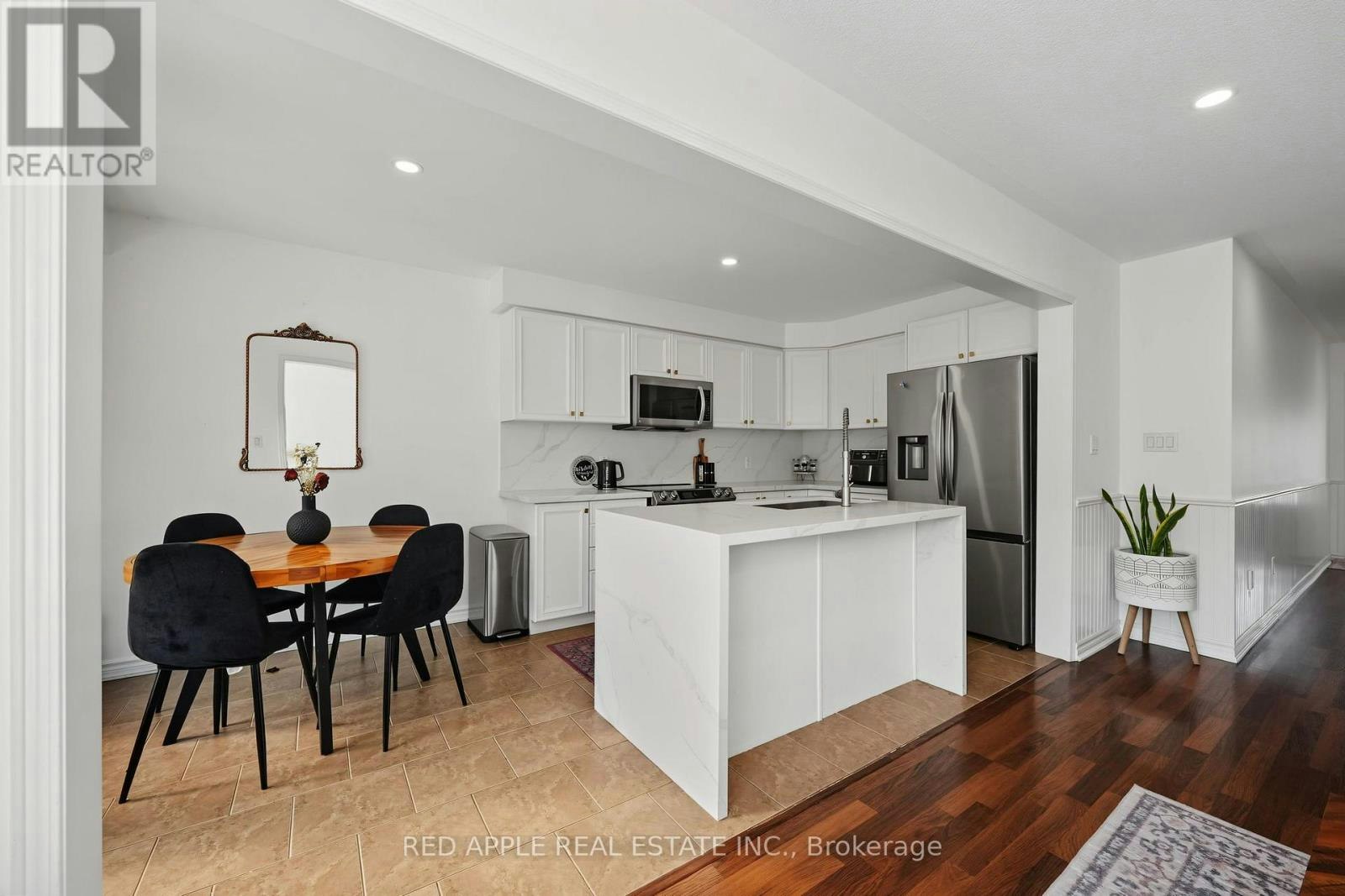 17 Booth Street, Bradford West Gwillimbury, ON, L3Z 0A4 - 13