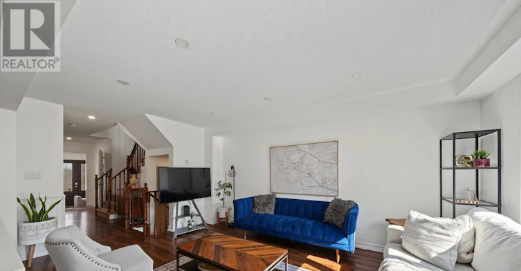 17 Booth Street, Bradford West Gwillimbury, ON, L3Z 0A4 - 19