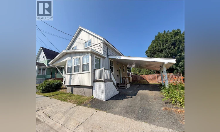23 Sugarloaf Street