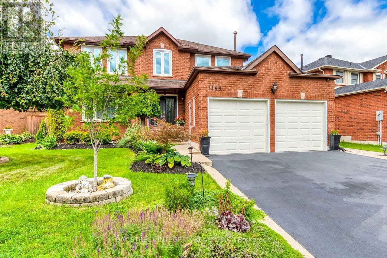 1469 Reeves Gate, Oakville, ON, L6M 3E2