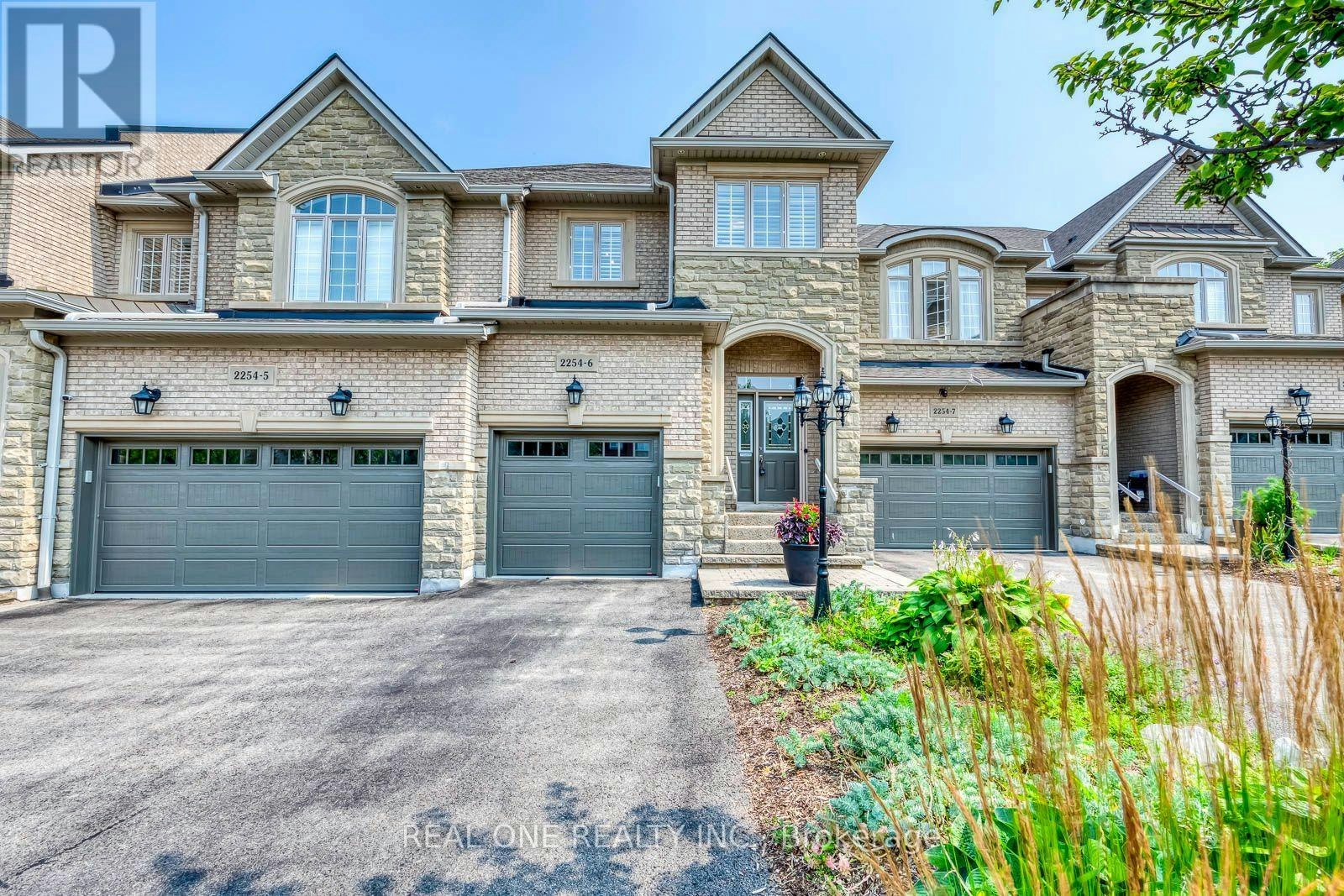 6-2254 Rockingham Drive, Oakville, ON, L6H 7H8