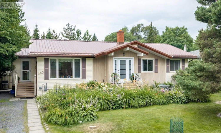 163 Patricia Street