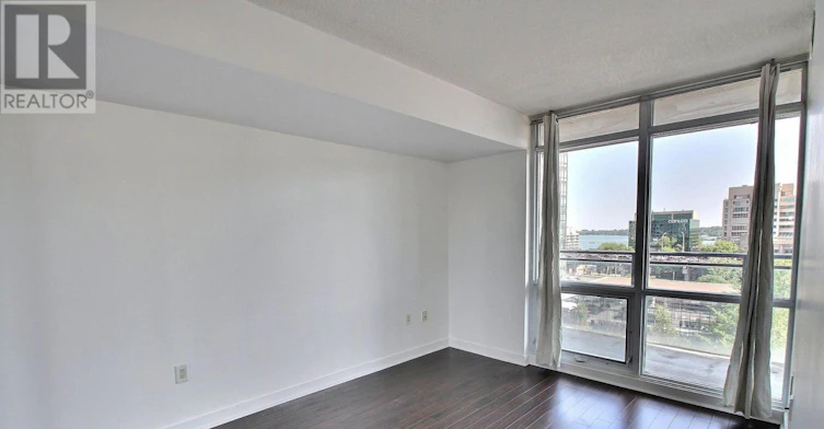711-15 Fort York Boulevard, Toronto, ON, M5V 3Y4 - 7