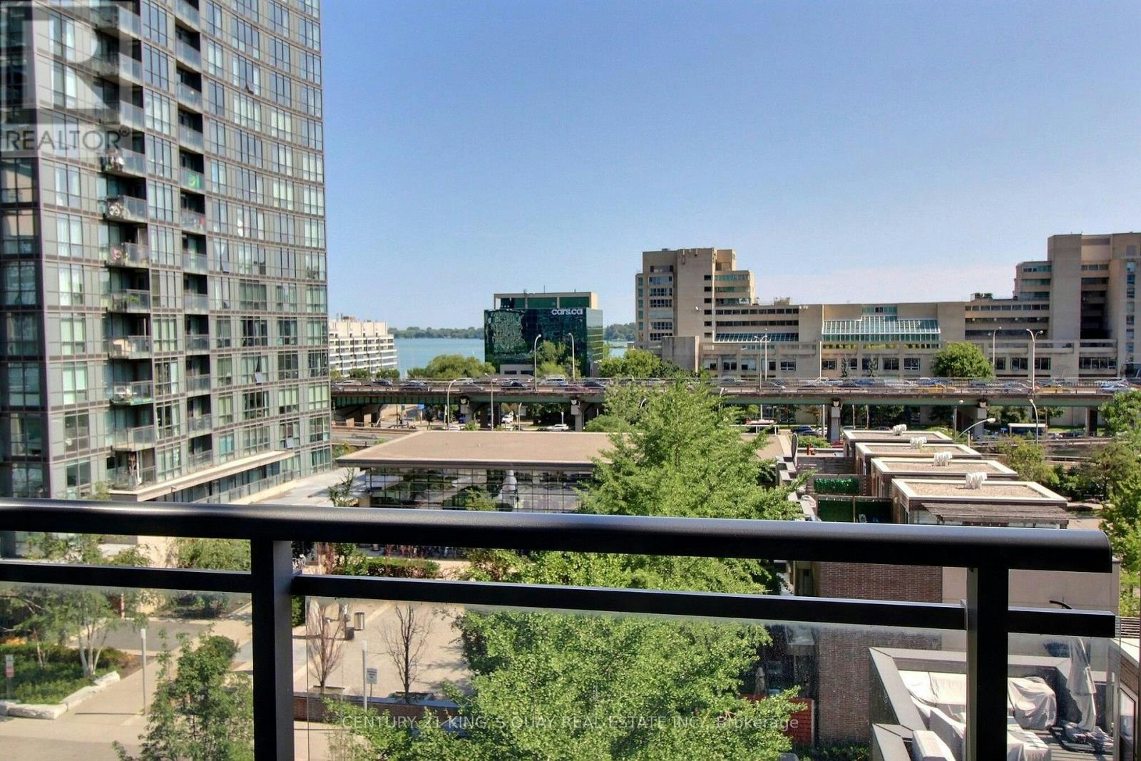 711-15 Fort York Boulevard, Toronto, ON, M5V 3Y4 - 12