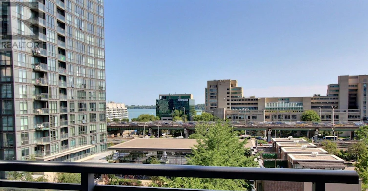 711-15 Fort York Boulevard, Toronto, ON, M5V 3Y4 - 12