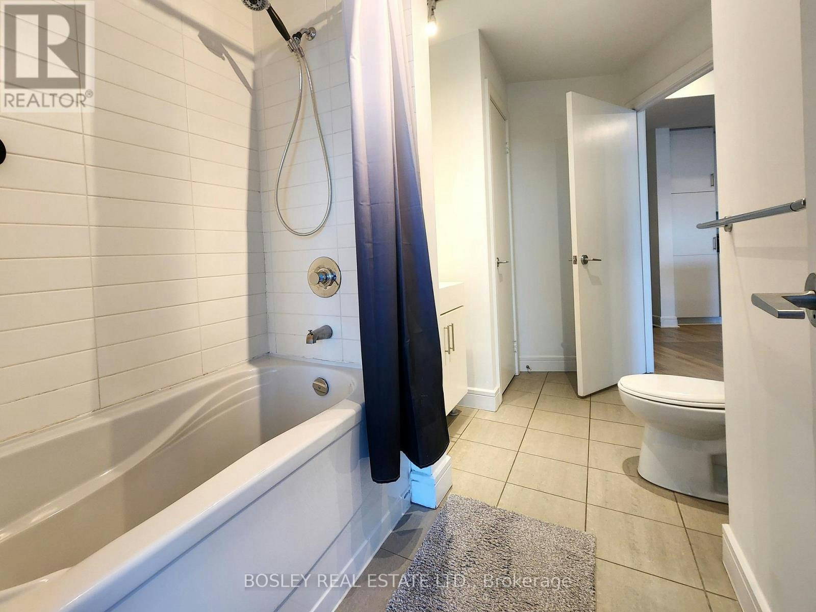 S2307-112 George Street, Toronto, ON, M5A 2M5 - 6