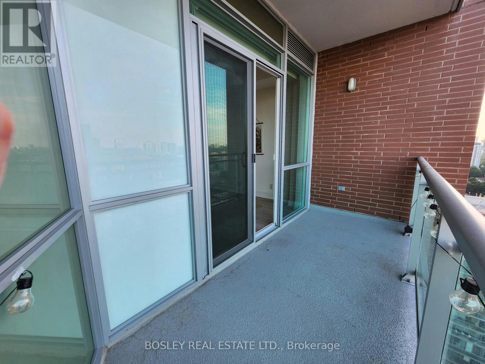 S2307-112 George Street, Toronto, ON, M5A 2M5 - 10