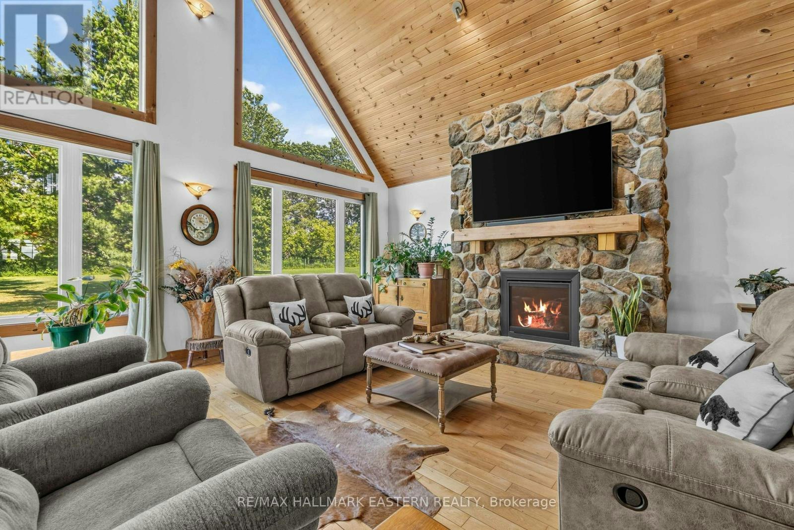 184 Golf Course Road, Quinte West, ON, K0K 3E0