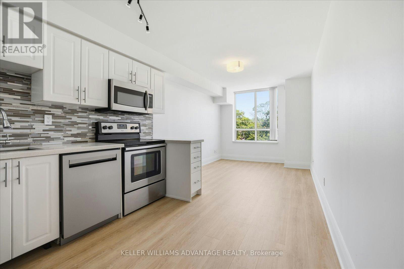 415-1733 Queen Street E, Toronto, ON, M4L 6S9 - 13