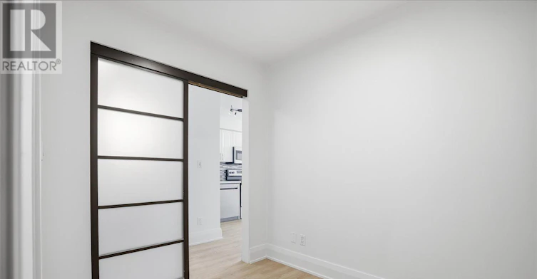 415-1733 Queen Street E, Toronto, ON, M4L 6S9 - 9