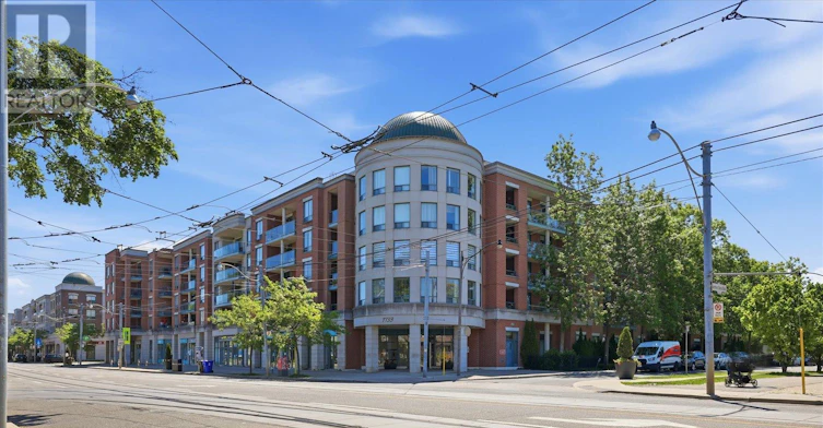 415-1733 Queen Street E, Toronto, ON, M4L 6S9 - 2