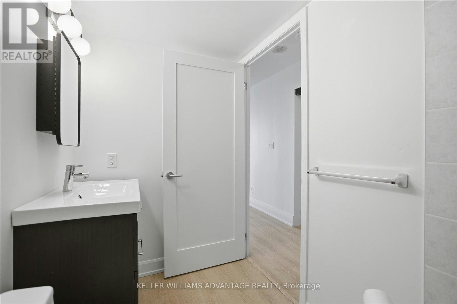 415-1733 Queen Street E, Toronto, ON, M4L 6S9 - 6