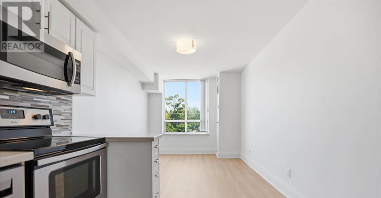 415-1733 Queen Street E, Toronto, ON, M4L 6S9 - 11