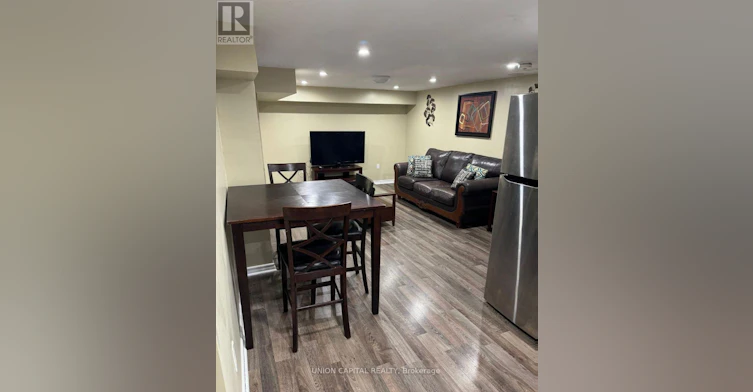 ROOM A-427 Rossland Road W, Oshawa, ON, L1J 3G9 - 4