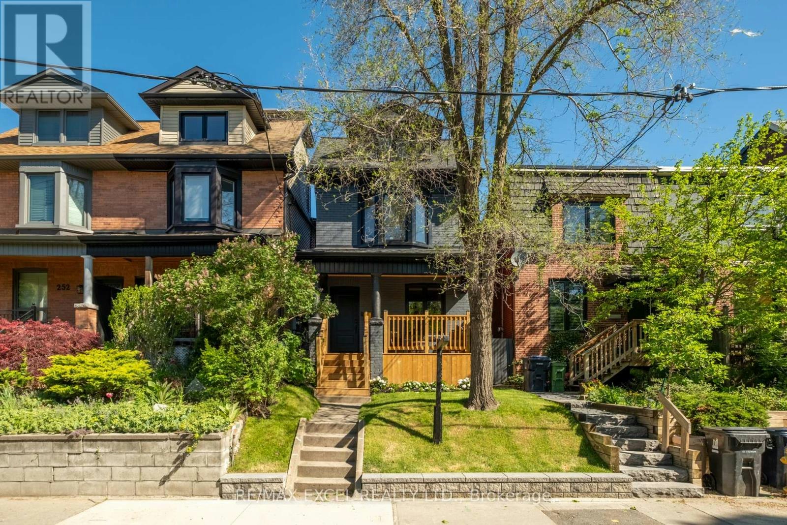 254 Bain Avenue, Toronto, ON, M4K 1G3 - 2