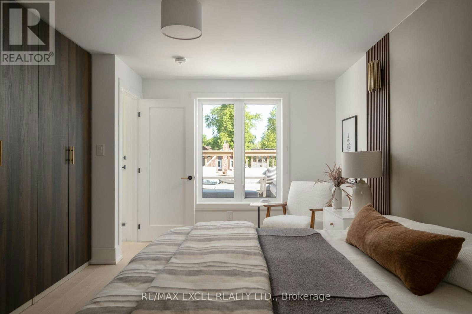 254 Bain Avenue, Toronto, ON, M4K 1G3 - 23