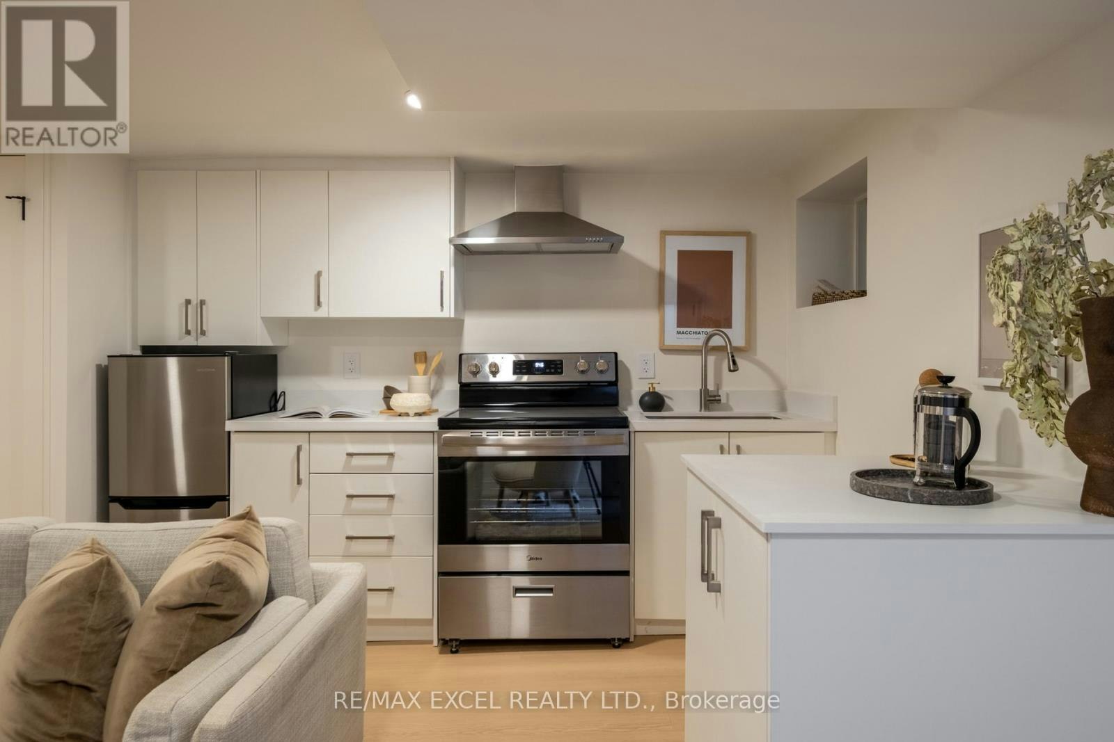 254 Bain Avenue, Toronto, ON, M4K 1G3 - 31