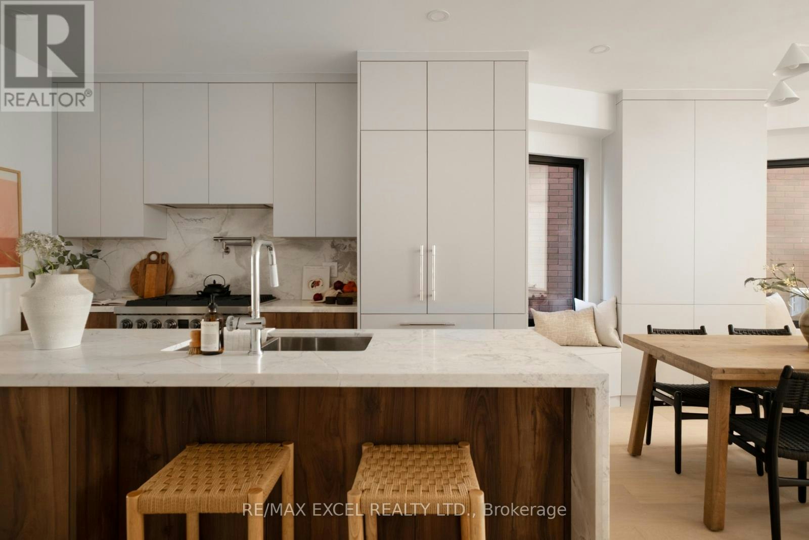 254 Bain Avenue, Toronto, ON, M4K 1G3 - 12