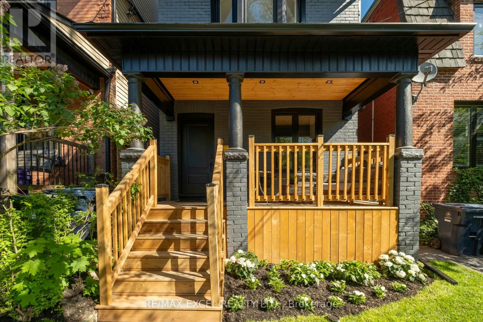 254 Bain Avenue, Toronto, ON, M4K 1G3 - 3