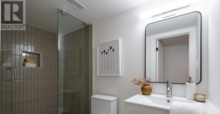 254 Bain Avenue, Toronto, ON, M4K 1G3 - 34