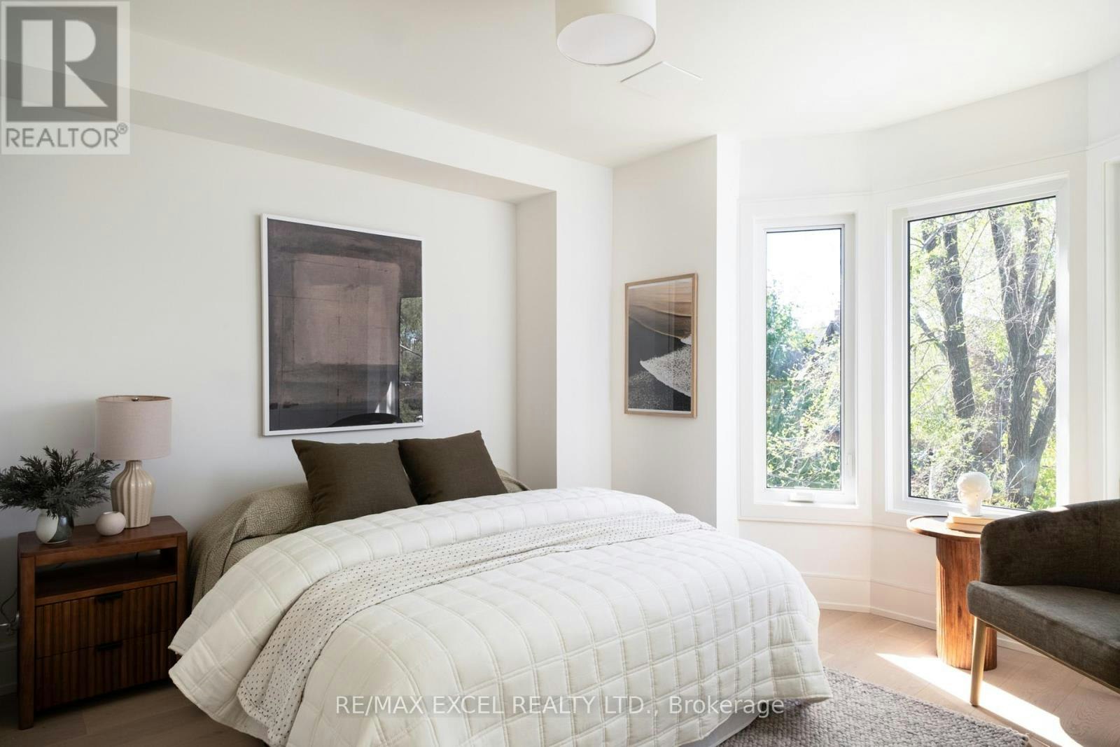 254 Bain Avenue, Toronto, ON, M4K 1G3 - 17